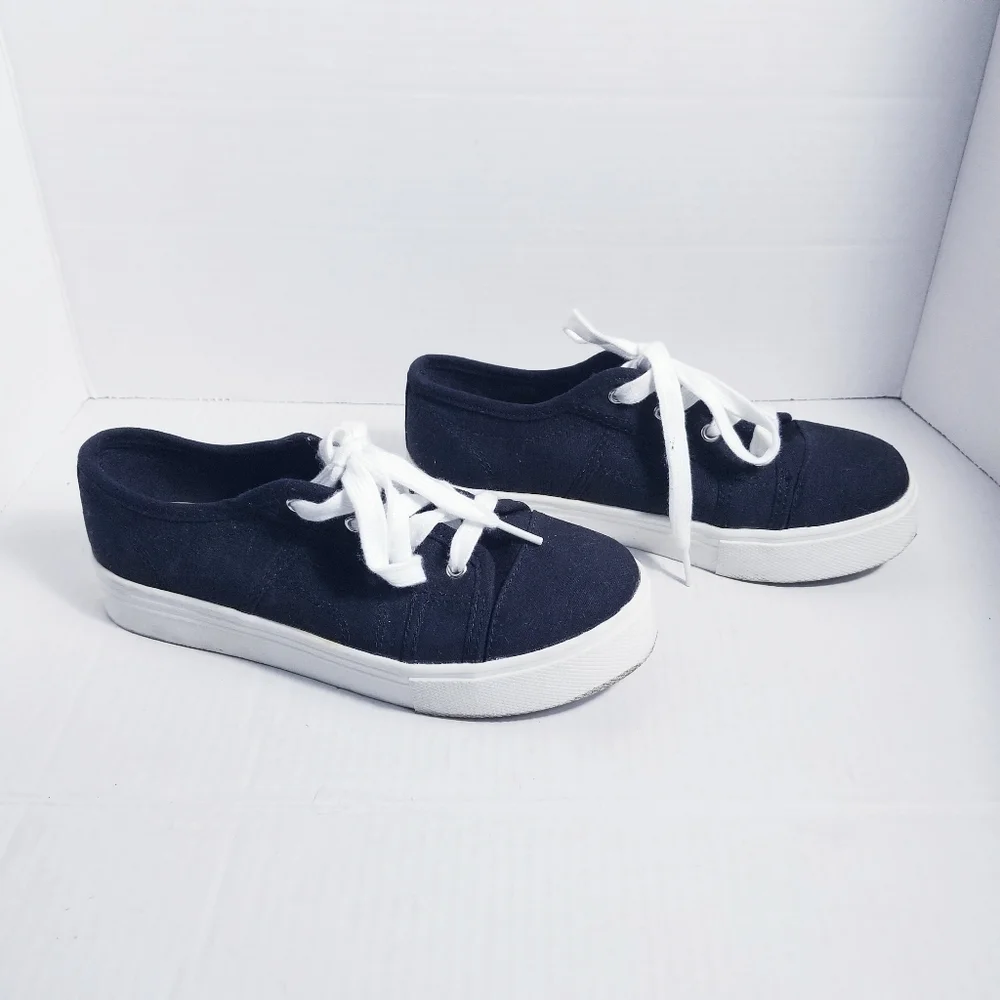 CANDIE'S SMALL PLATFORM CANVAS SHOES SIZE 5 KIDS WOMEN'S SIZE 7